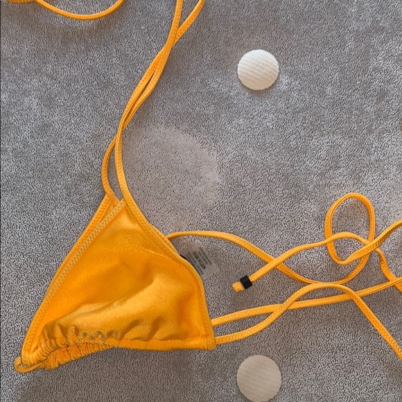 •TRIANGL Floral Set• - Picture 2 of 6